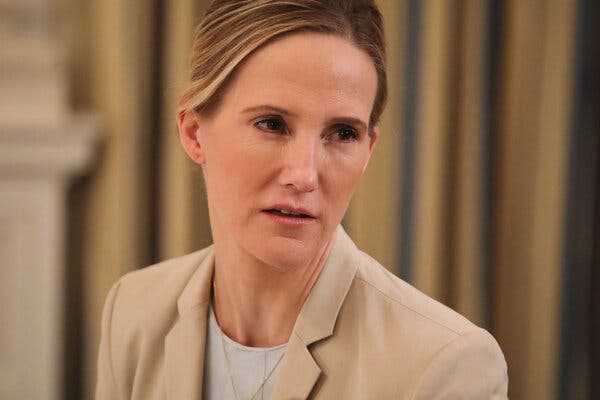 آنتیگون دیویس ، رئیس جهانی آب و هوا در فیس بوک ، در سال 2018.